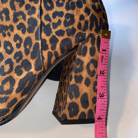 Jessica Simpson Leopard Print Ankle Boots size 9 - Picture 5 of 7